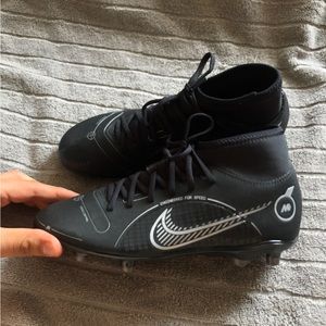 Mens Black Nike Mercurial Soccer Cleats Size 5